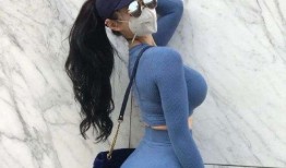 国产卡戴珊清晨一炮,引发网友热议